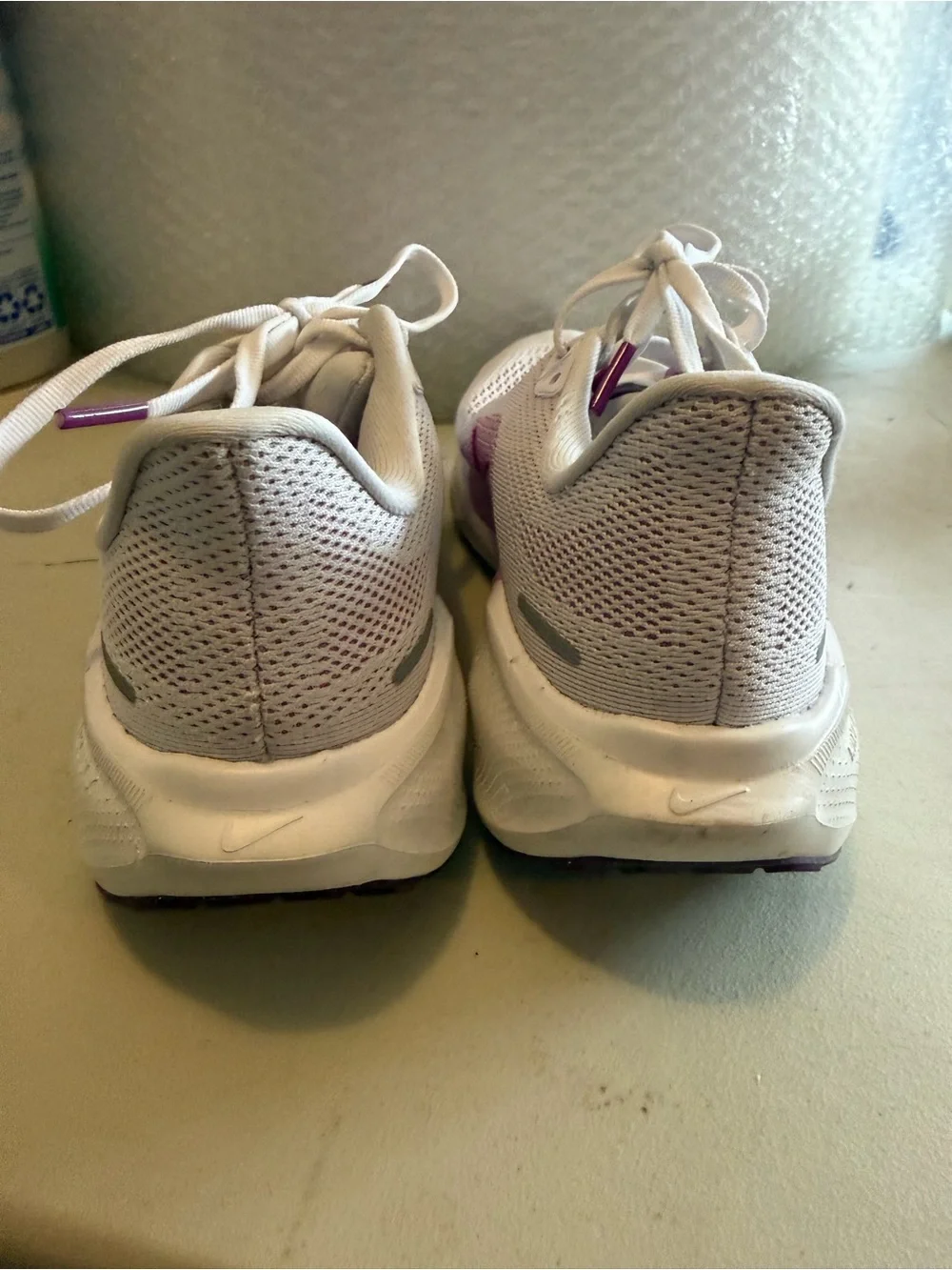 Nike Air Zoom React Women’s Size 7